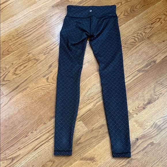 Lululemon Wunder Under Leggings Black Geometric Print Size 4 - Picture 4 of 8